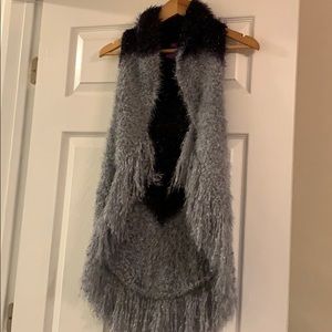 Furry long vest
